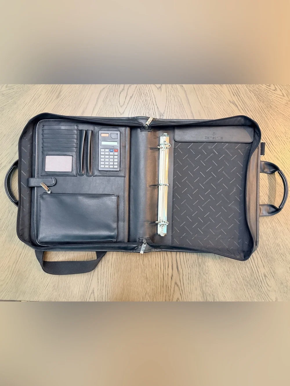 Samsonite Black Leather Laptop Messenger Bag